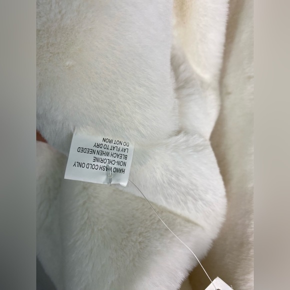 NWT two tube scarf - Picture 5 of 10